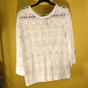 3/4 sleeve knit patterned top